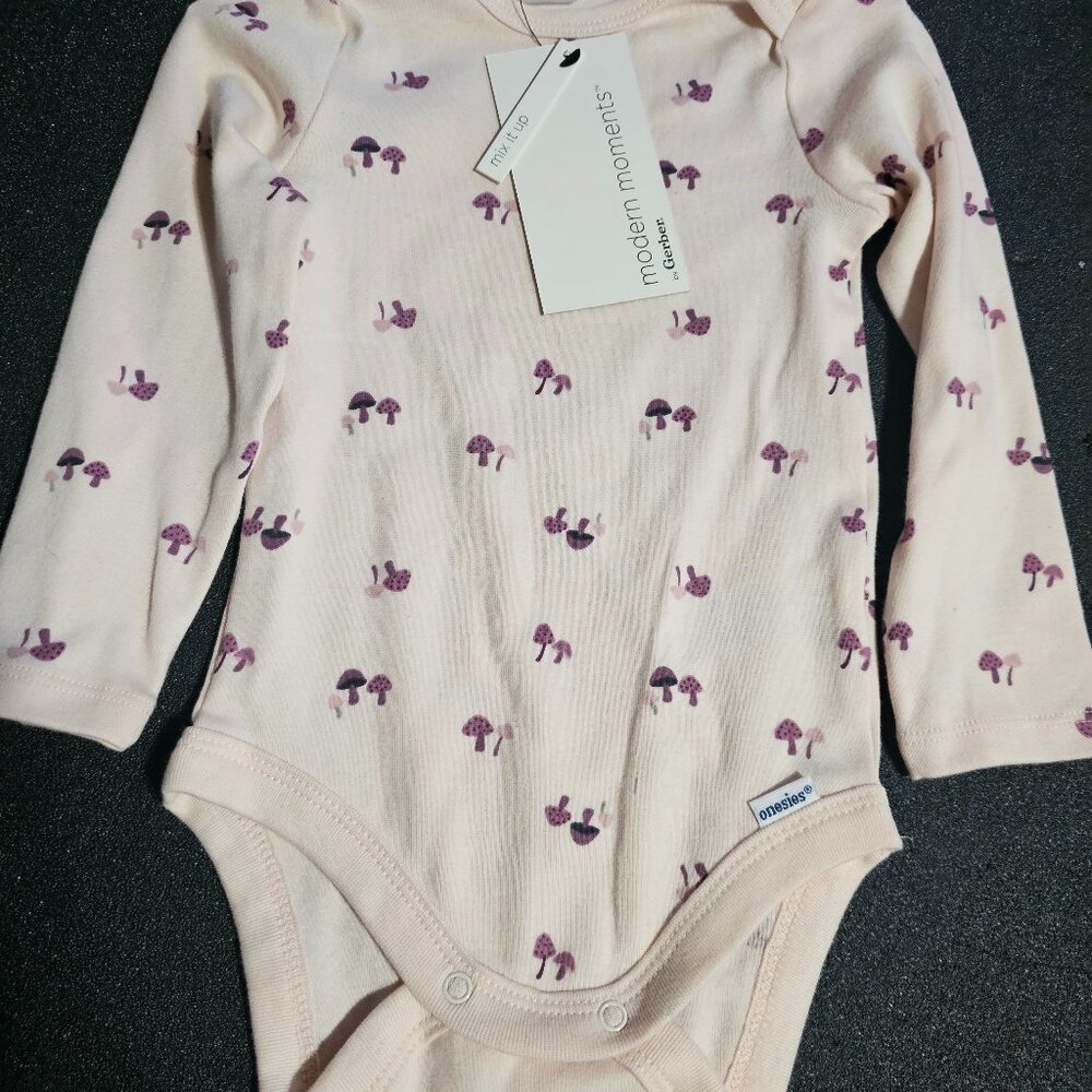 12M Gerber Modern Moments Onesie